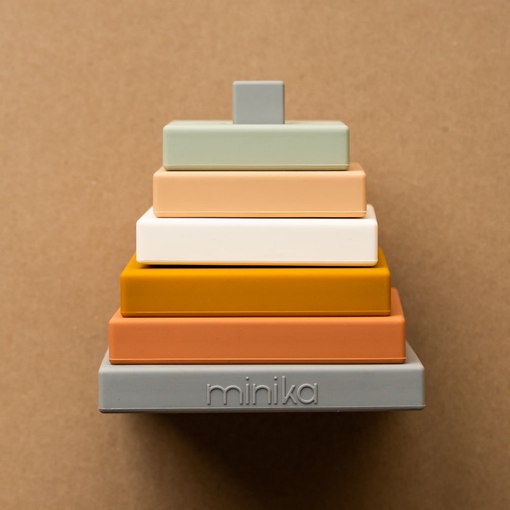 ❌SOLD❌EUC Minika stacking tower silicone toy - Picture 1 of 3